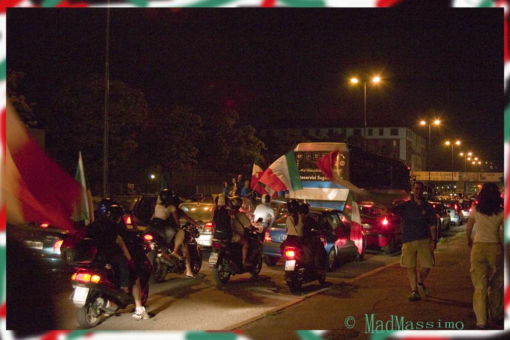 Tutti in centro.....