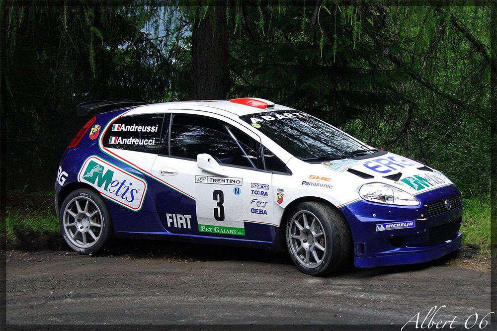 Lieve uscita di "Andreucci" al Castrozza06!