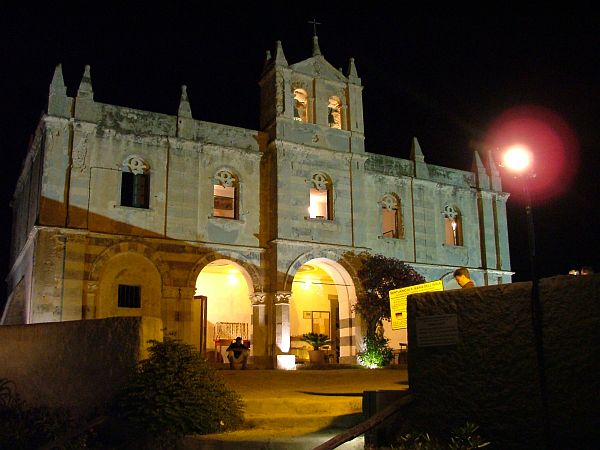 S. Maria Dell' Isola Tropea