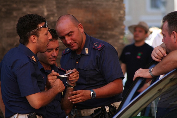 Cosa staranno guardando???