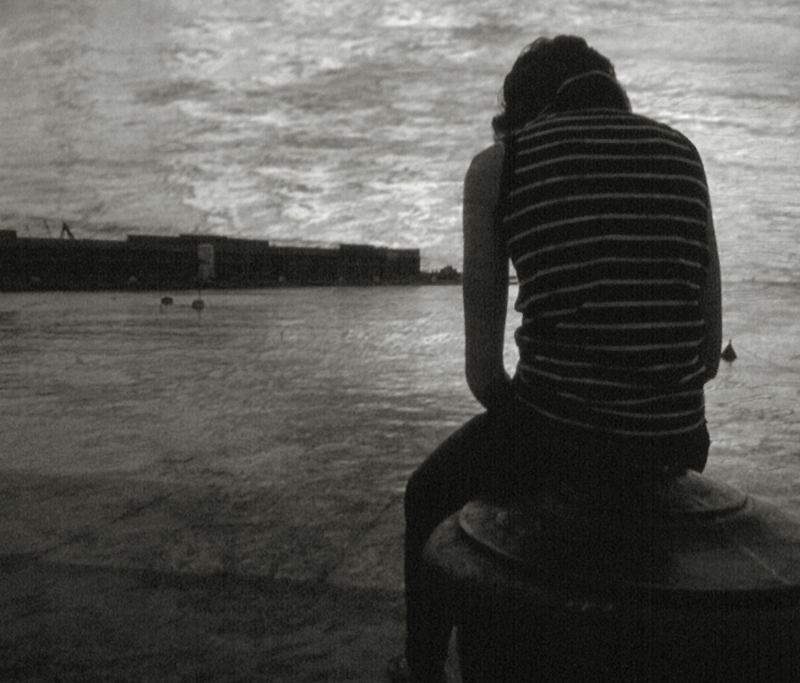 Dreaming a life at the sea