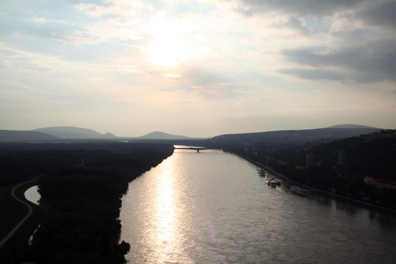 tramonto su Bratislava