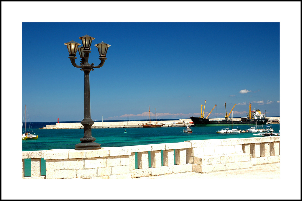 Lampione sul porto