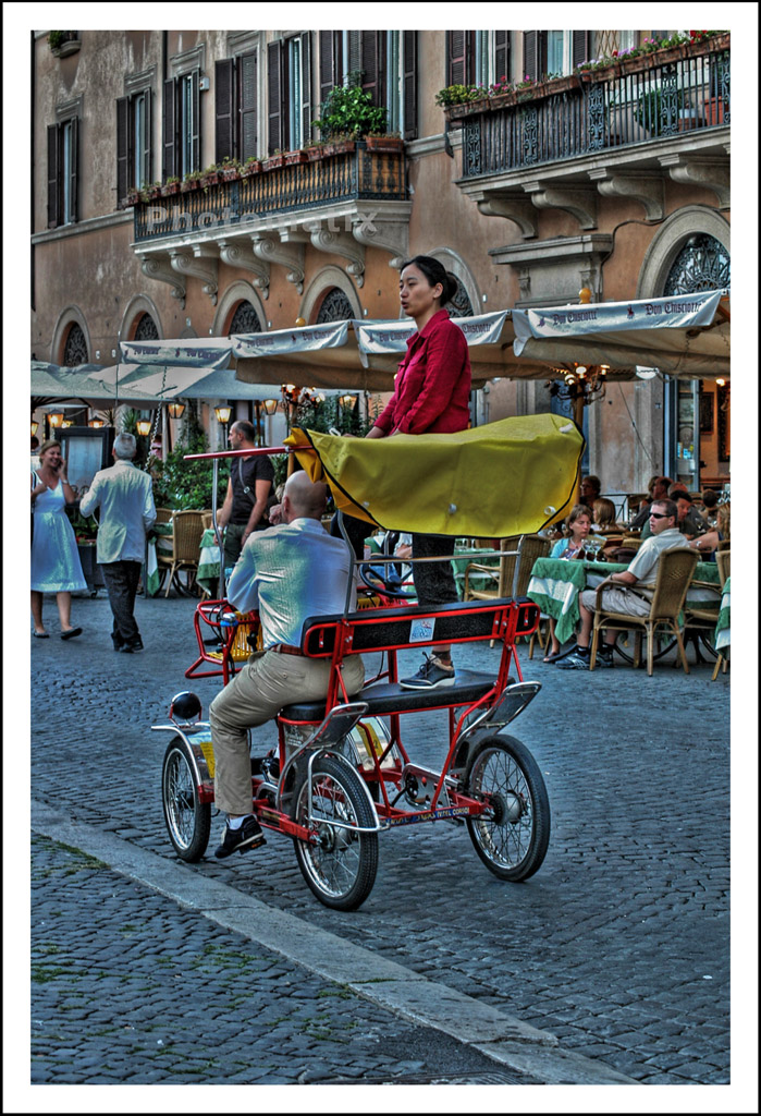 cinesina a piazza navona ( hdr)