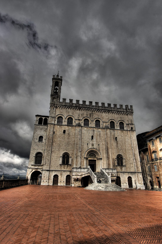 Palazzo dei Consoli (HDR)