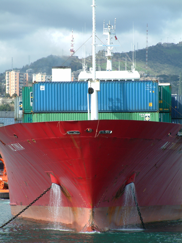Un giorno, nel porto di Genova