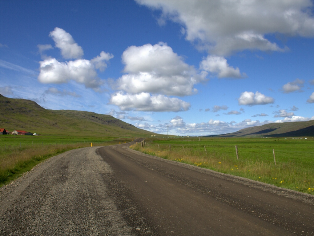 ISLANDA "INSEGUENDO IL NORD"