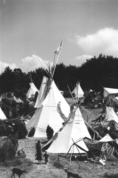 Rainbow in Italia, 2002 (teepee)
