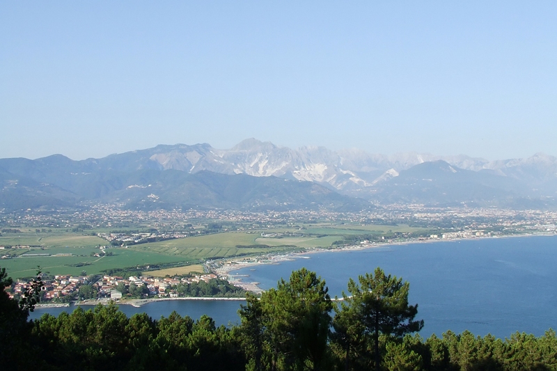 valle del magra & alpi apuane