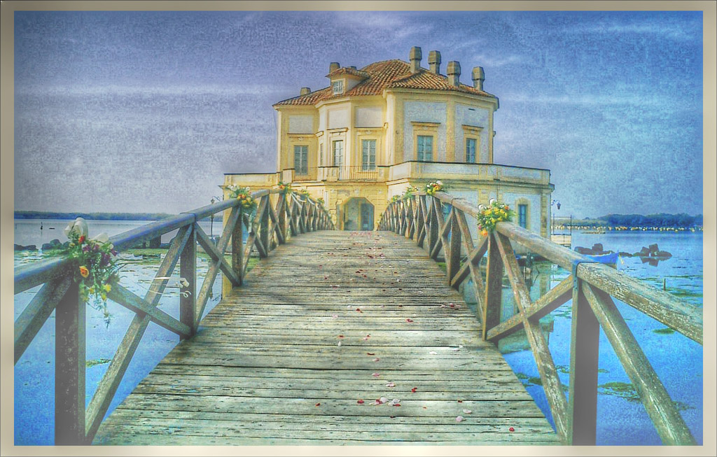 Casina vanvitelliana hdr