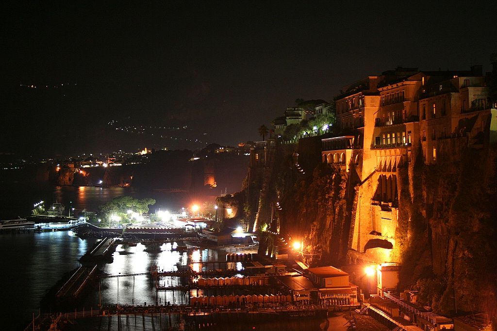 Sorrento di notte
