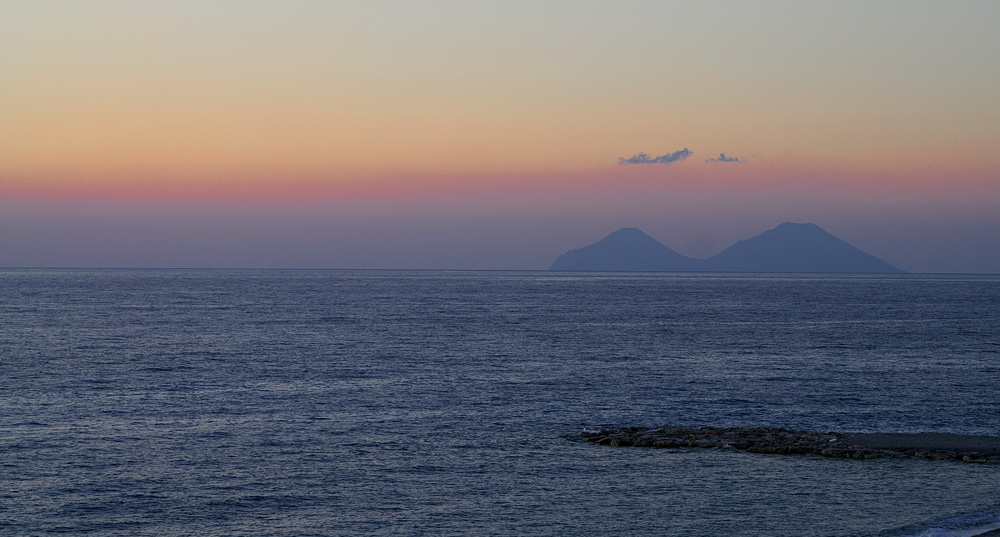 Lipari al tramonto