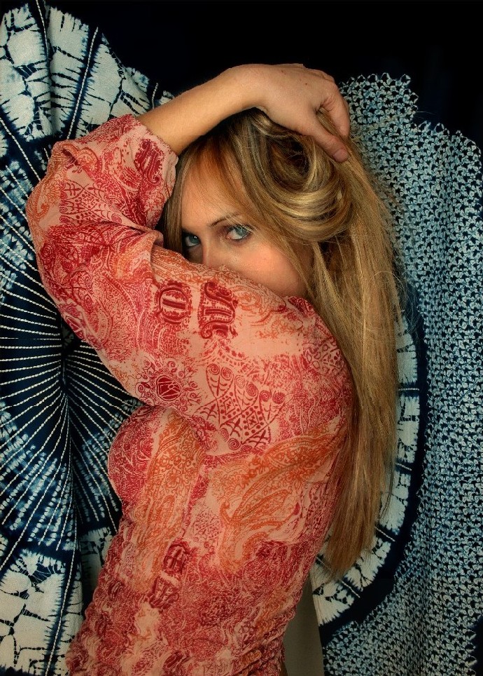 Autoritratto con tenda2