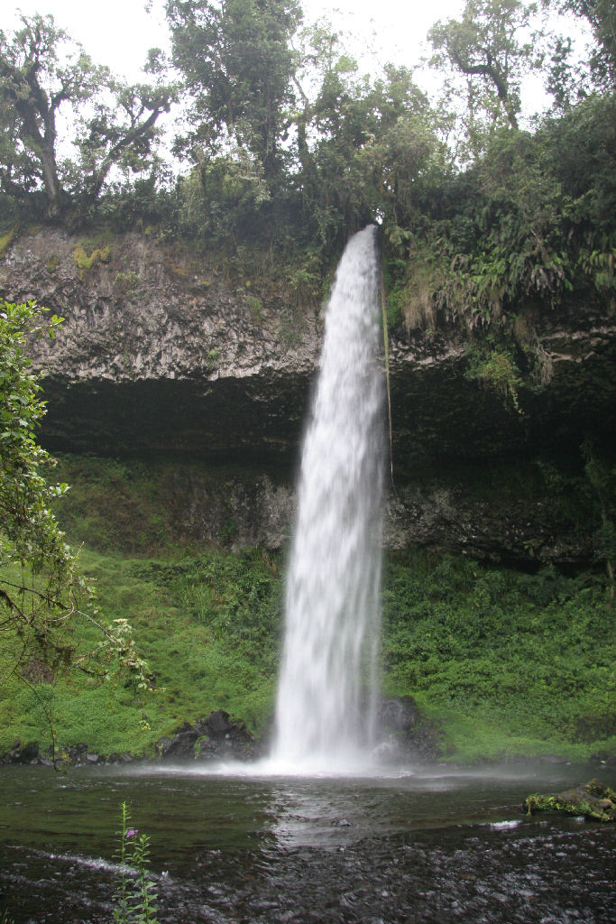 Kenia - Waterfall