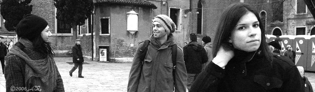 Triangolo di sguardi a Venice