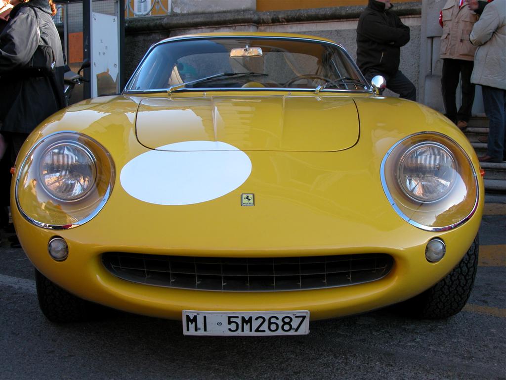 Ferrari gialla