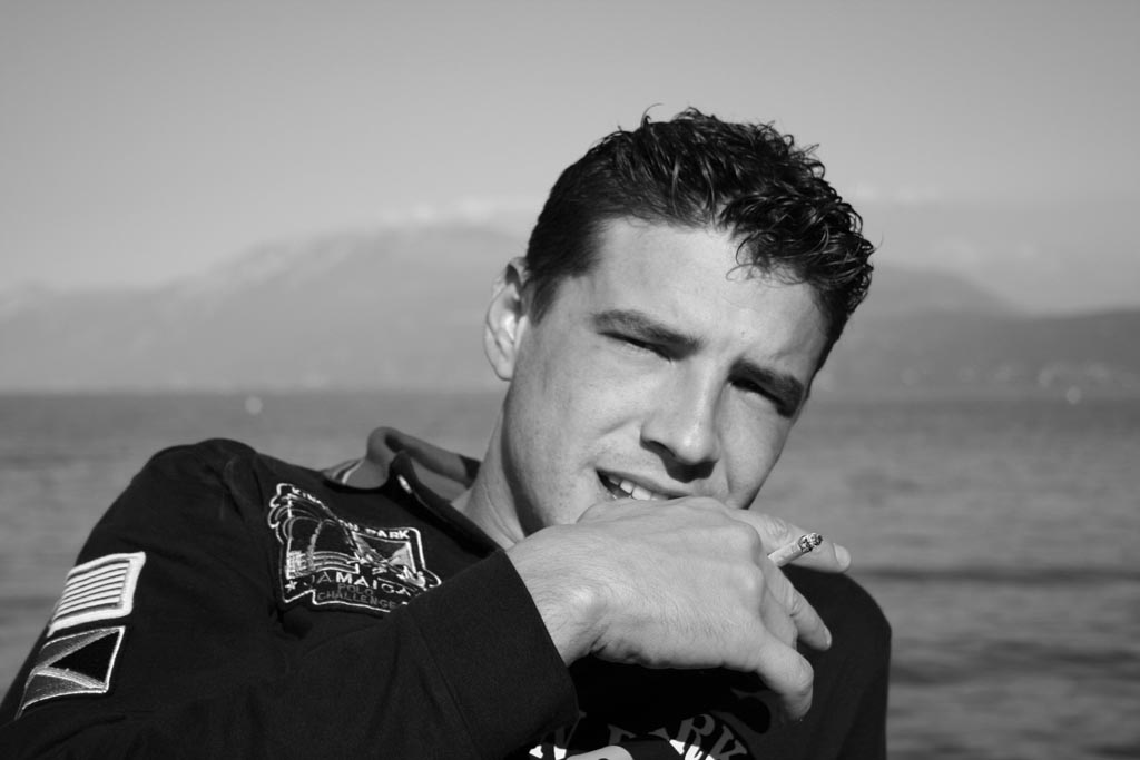 ...e dietro, il lago.