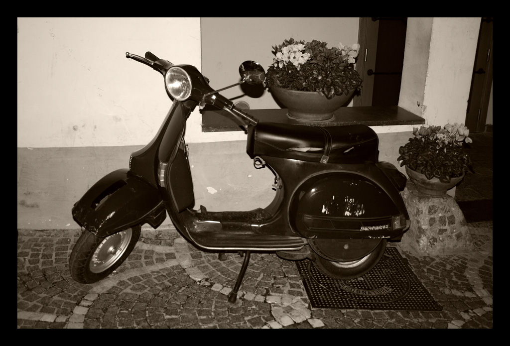 Una Vespa tra i fiori...
