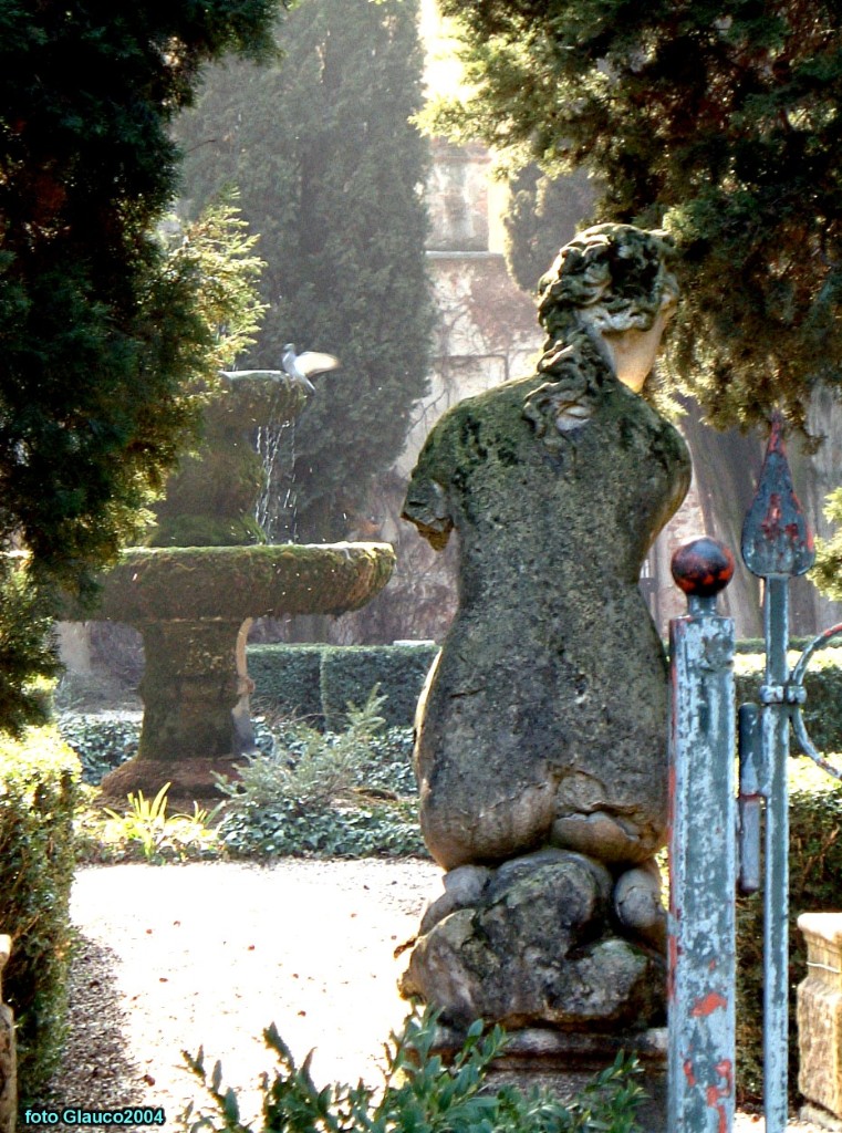Statua nel Giardino Giusti a Verona
