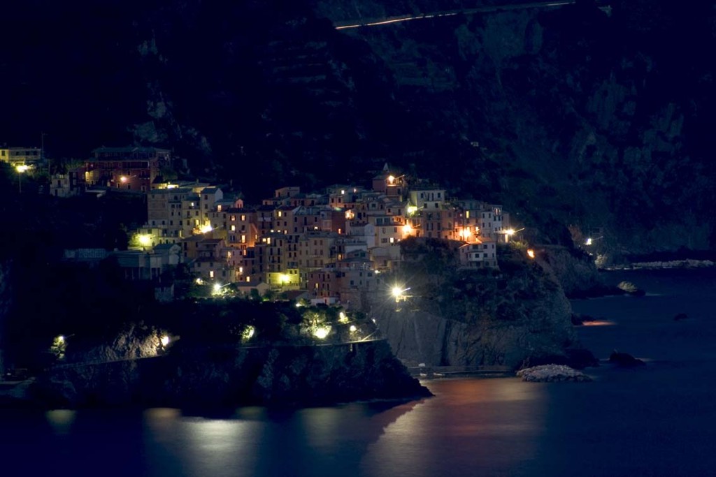 manarola by night