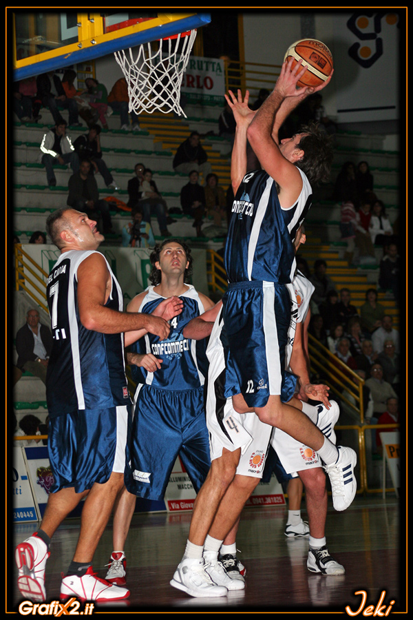 Basket: Conf.Patti-Osimo