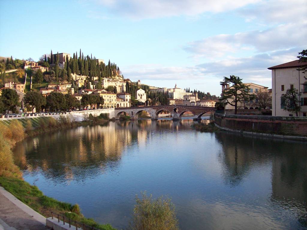 ponte sull'adige