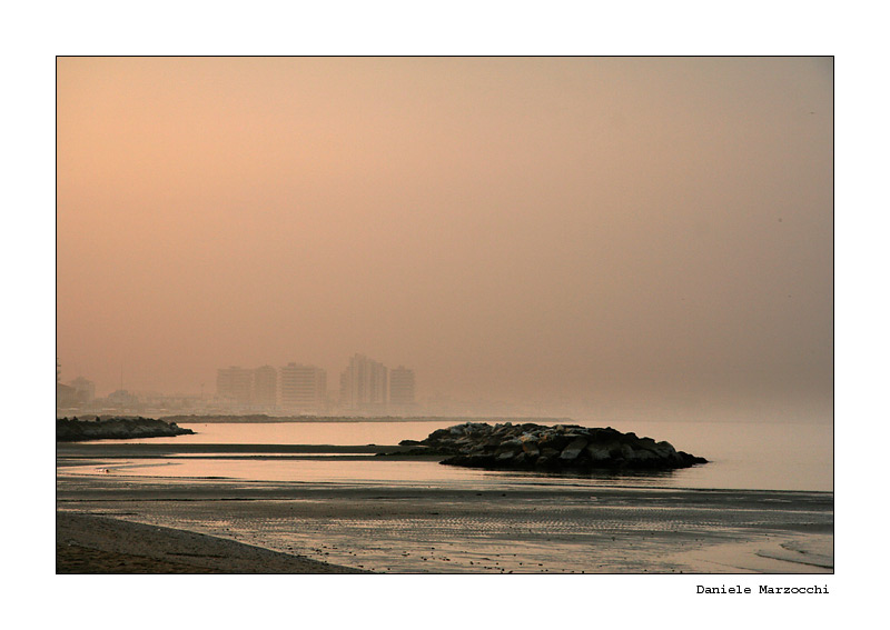Oltre la foschia il silenzio