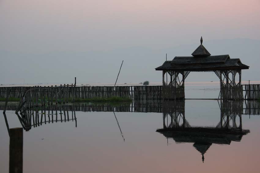 Birmania - Alba sul lago Inle