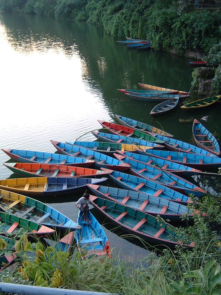 barche a Pokhara, Nepal
