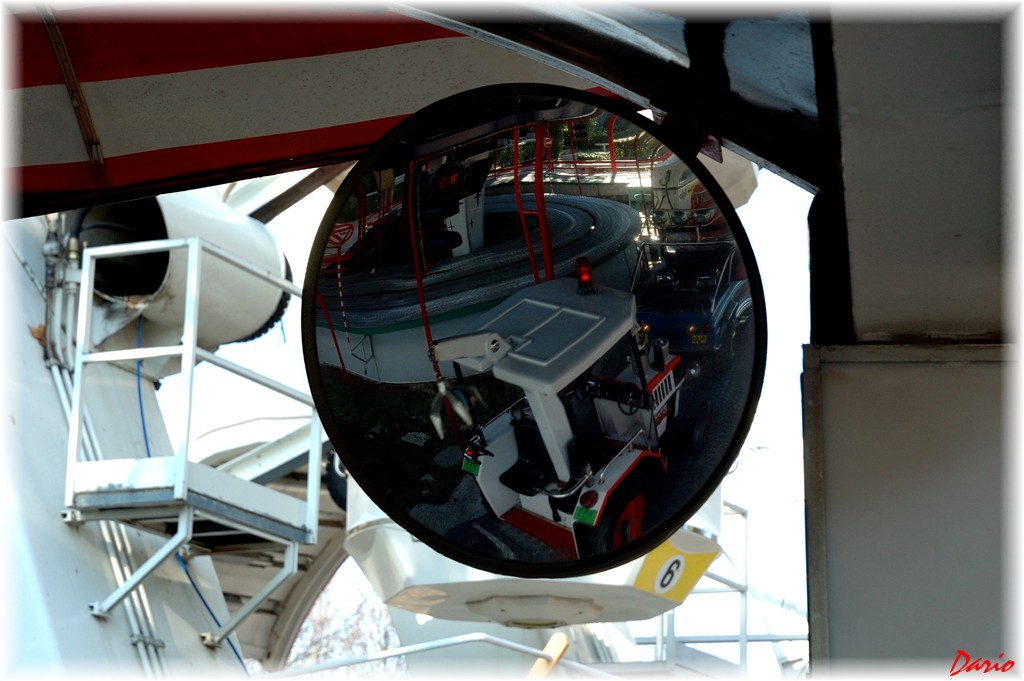 Luneur - Dallo specchio del giostraio