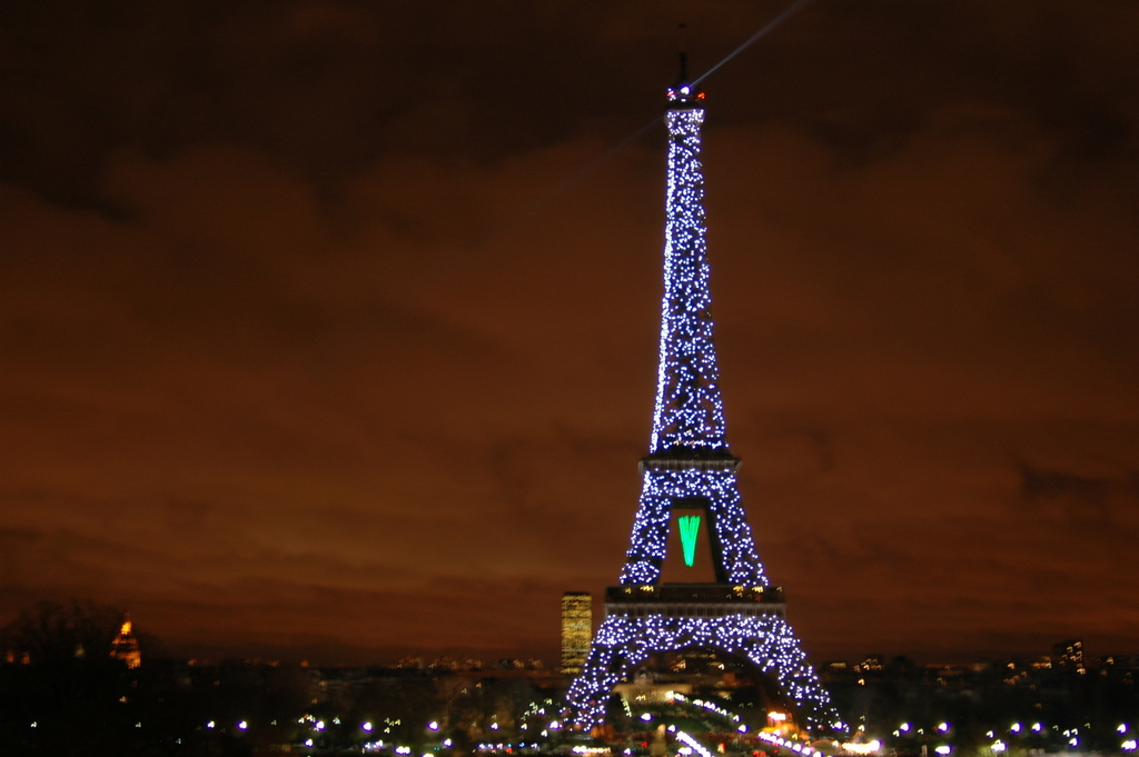 Torre Eiffel Illuminata