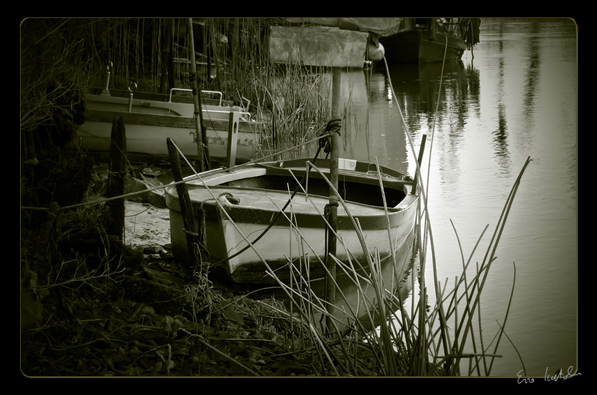 Barche (tipo vecchia foto)