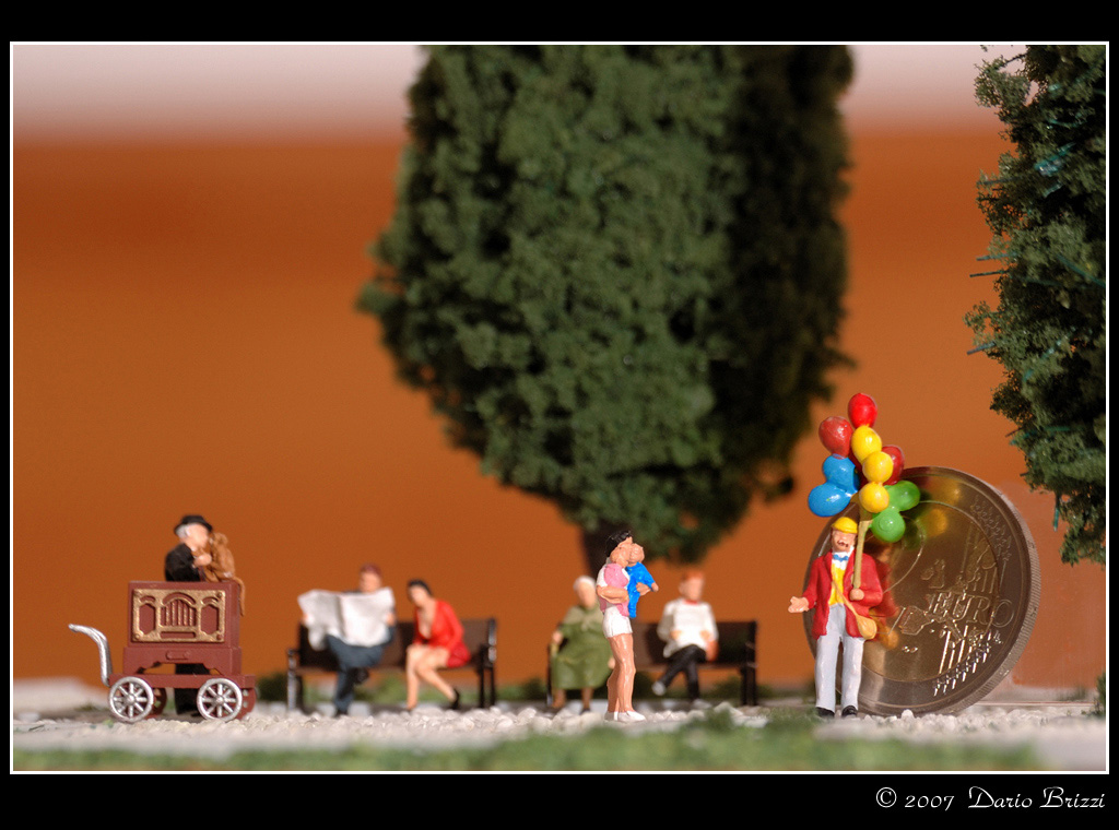 1 palloncino... 2 euro...