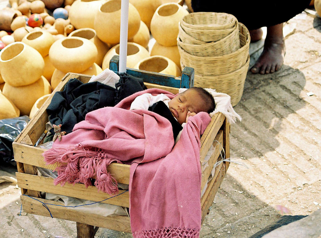 Mexico: siesta en el mercado