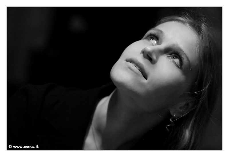 con il naso all'ins�