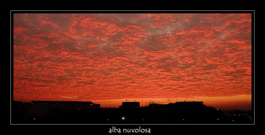 alba nuvolosa
