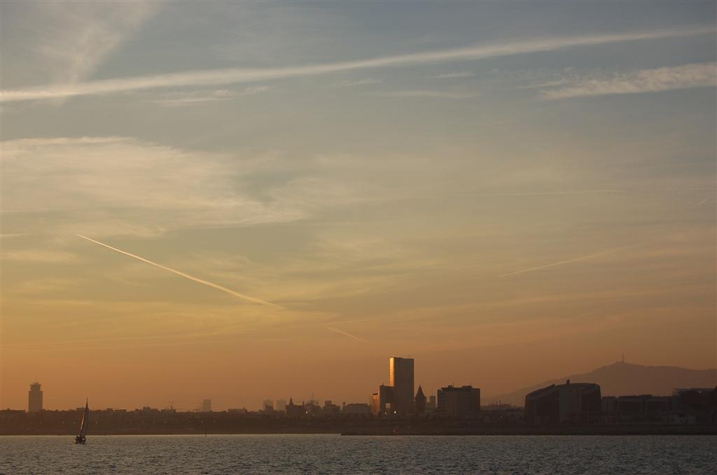 la costa al tramonto