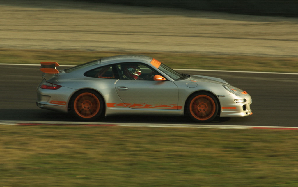 Porsche GT3 sul circuito di Monza