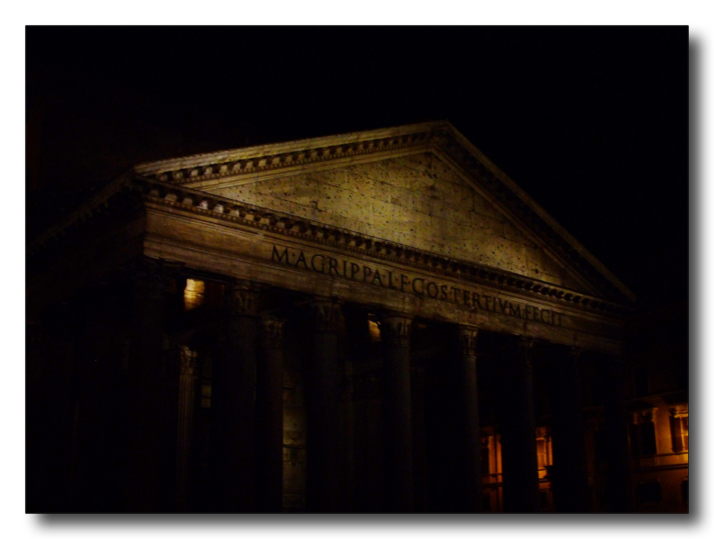 A Roma ogni pietra ha un fascino...