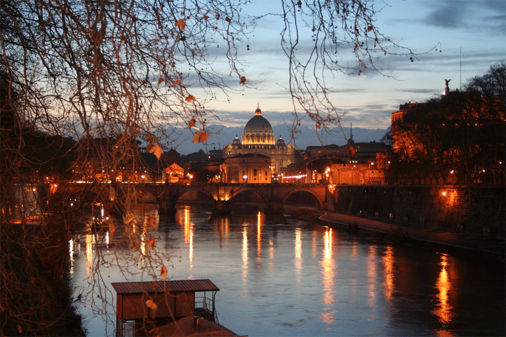 Roma by night