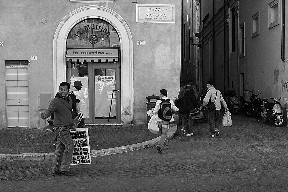 P.za Navona 3 - I Carabinieri...