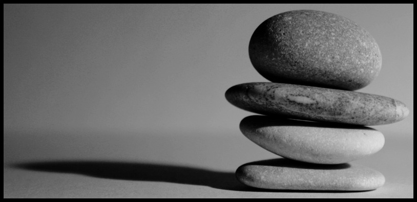 balance black&white