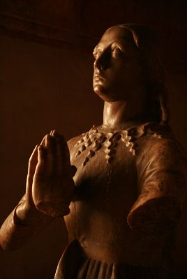 Santa Chiara in adorazione