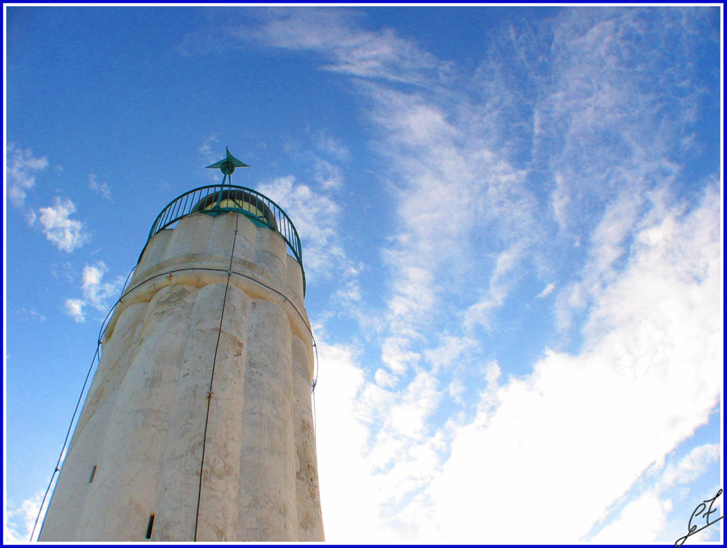 Faro Manfredonia