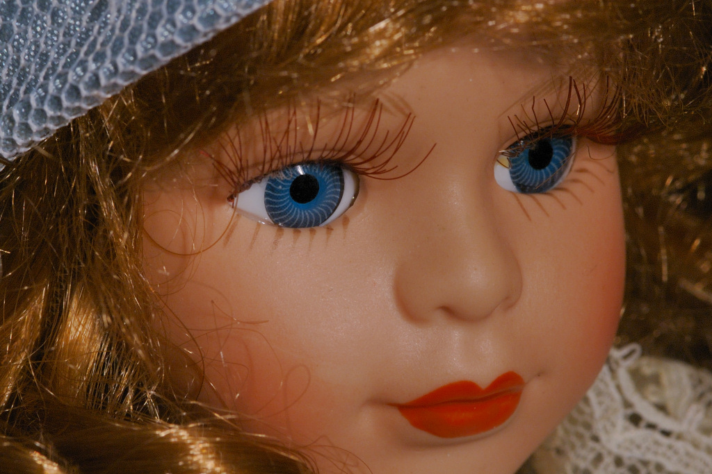 Gli Occhi di una Bambola (Light Painting)