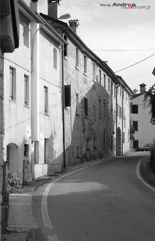in paese