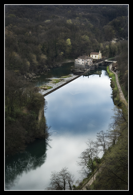 Lo Specchio Del Fiume