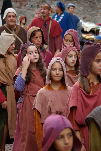 fanciullezza medioevale