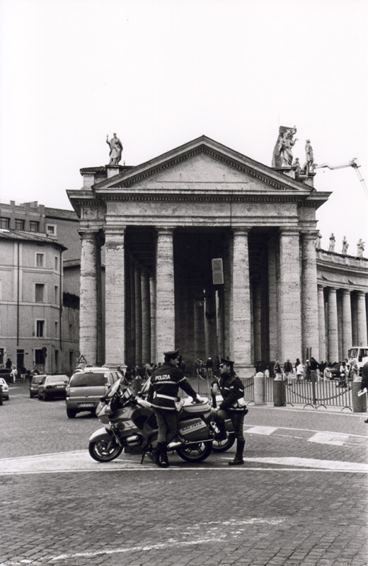 Polizia a San Pietro
