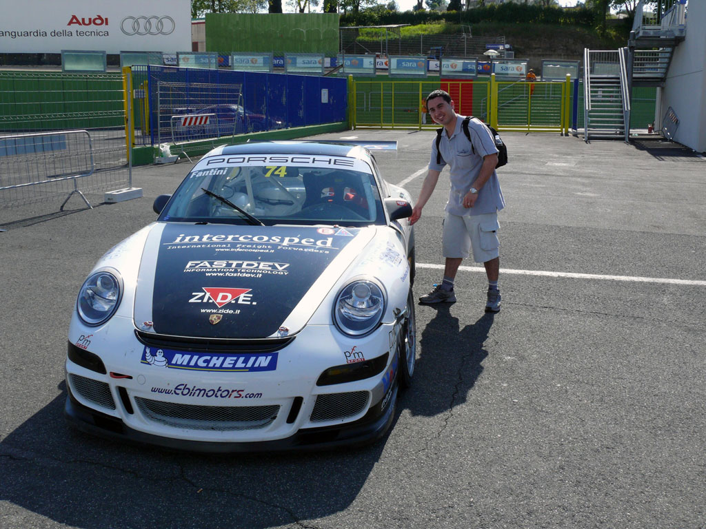 fammela spostare che se viene il vigile mi fa la multa